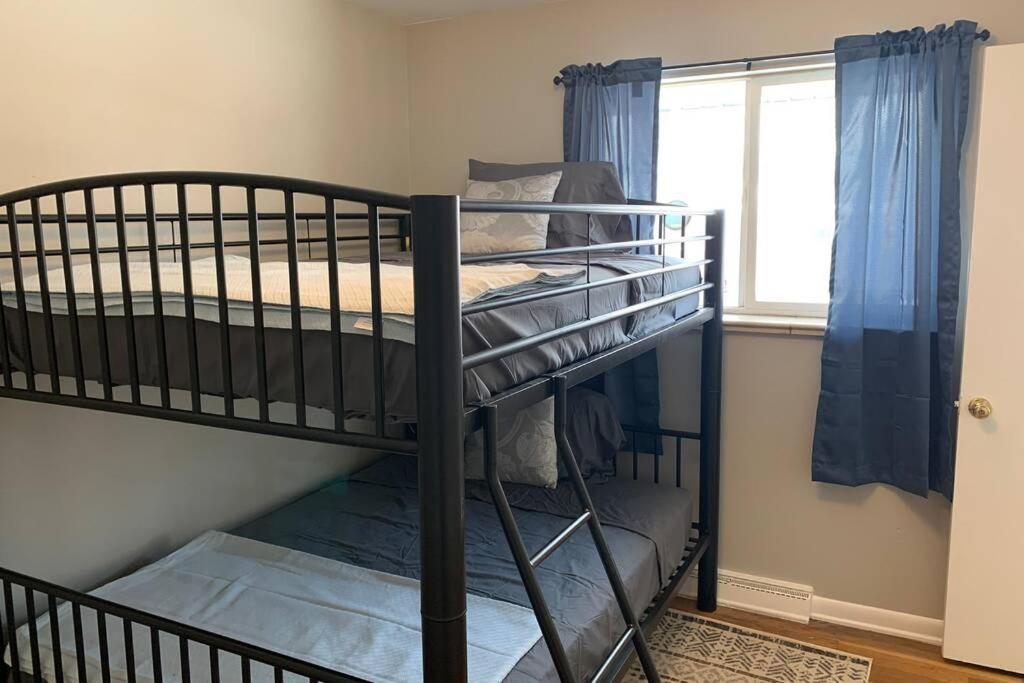 Villa 3 King Beds + Bunk Beds On Broadway Littleton Exterior foto